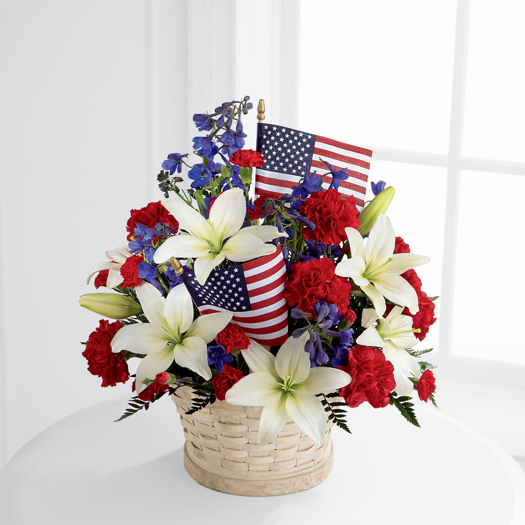 American Glory Bouquet – BETTY'S FLOWERS AND GIFTS, Watsonville CA