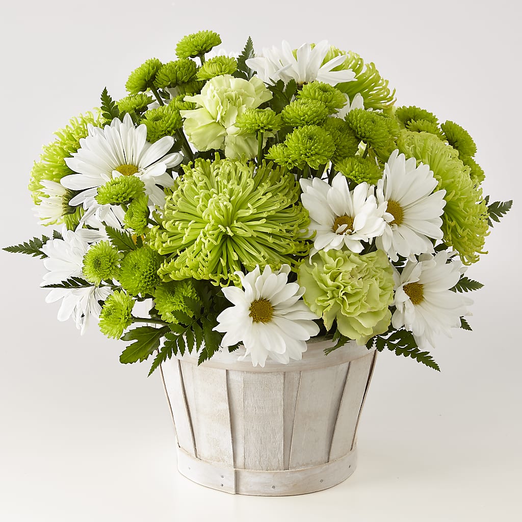 Lucky Charm Basket (Standard) – BETTY'S FLOWERS AND GIFTS, Watsonville CA