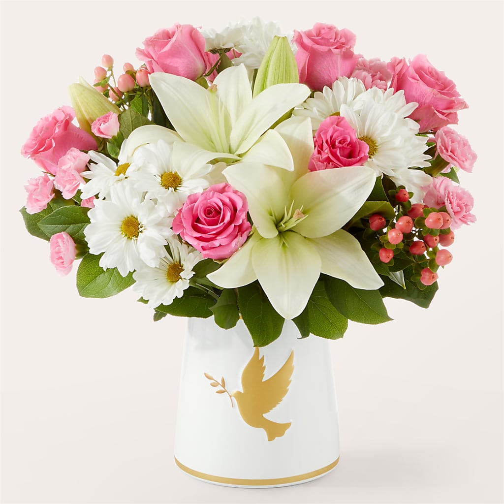 Whispers of Comfort Bouquet – BETTY'S FLOWERS AND GIFTS, Watsonville CA