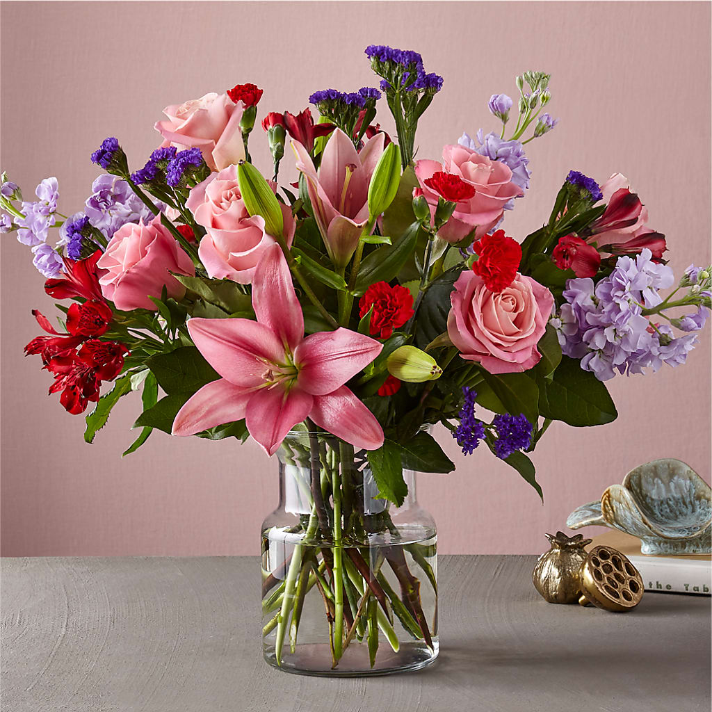 Romantique Bouquet – BETTY'S FLOWERS AND GIFTS, Watsonville CA