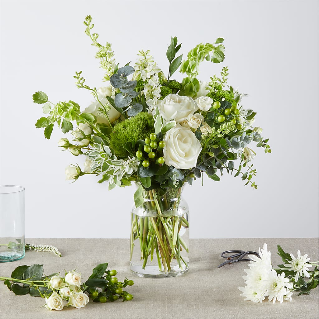 Irish Garden - A Florist Original – BETTY'S FLOWERS AND GIFTS, Watsonville CA