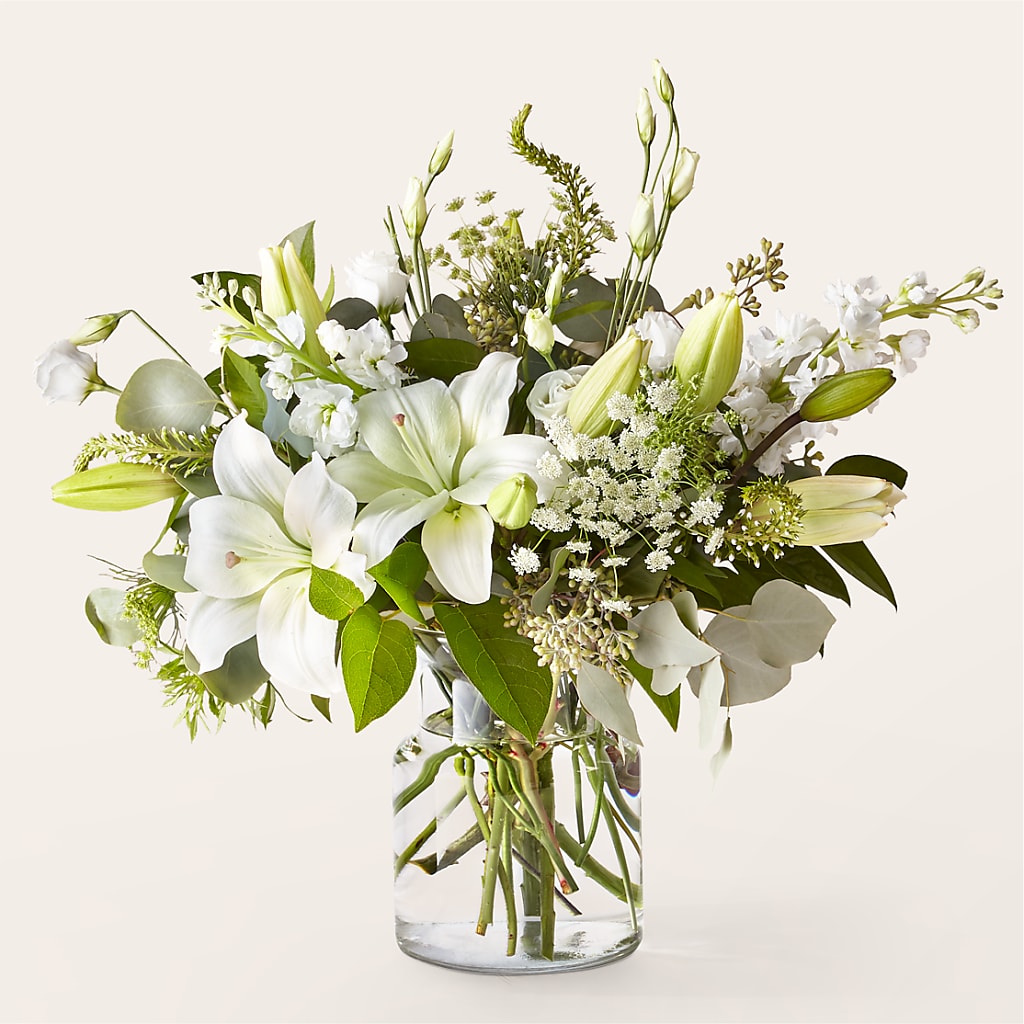 Alluring Elegance Bouquet – BETTY'S FLOWERS AND GIFTS, Watsonville CA