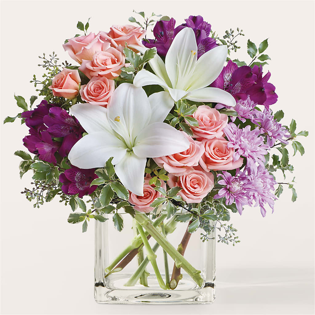 Mani Pedi Bouquet – BETTY'S FLOWERS AND GIFTS, Watsonville CA