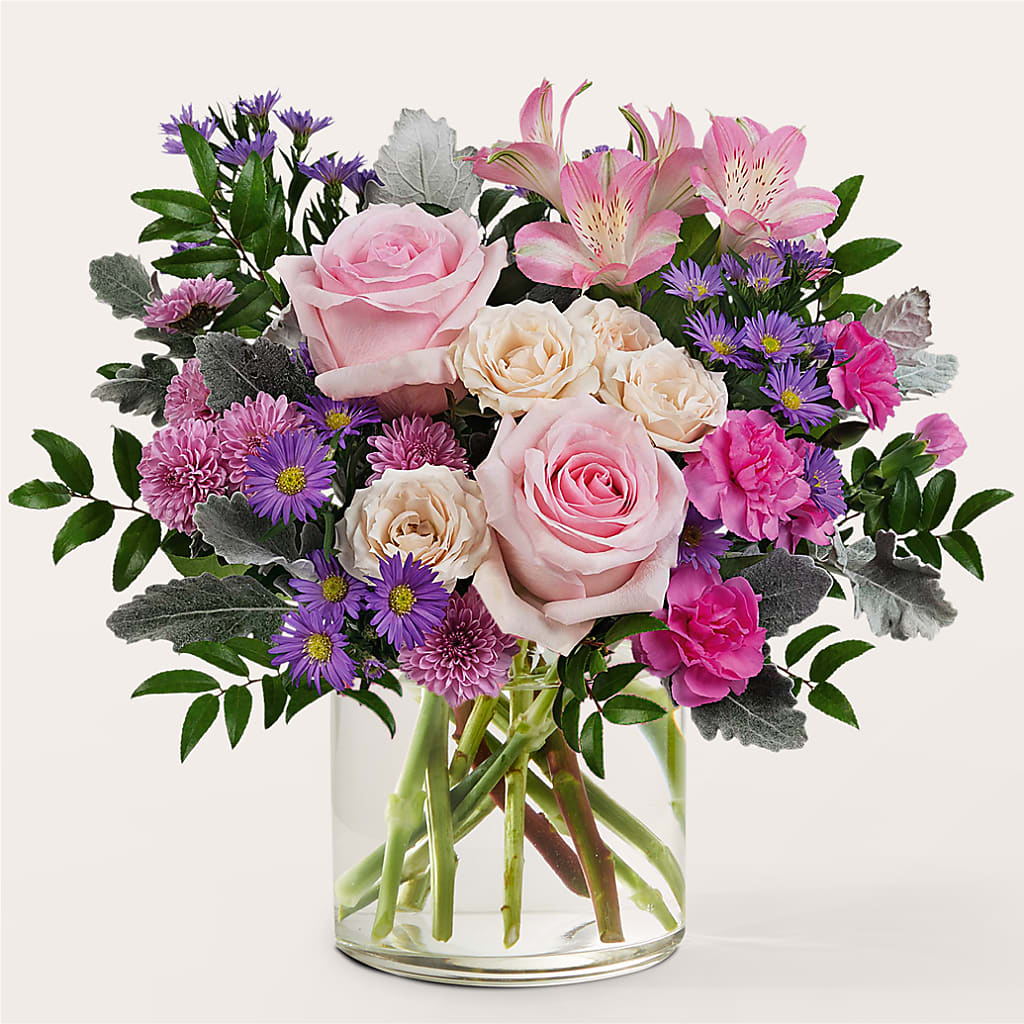 Light as a Feather Bouquet – BETTY'S FLOWERS AND GIFTS, Watsonville CA