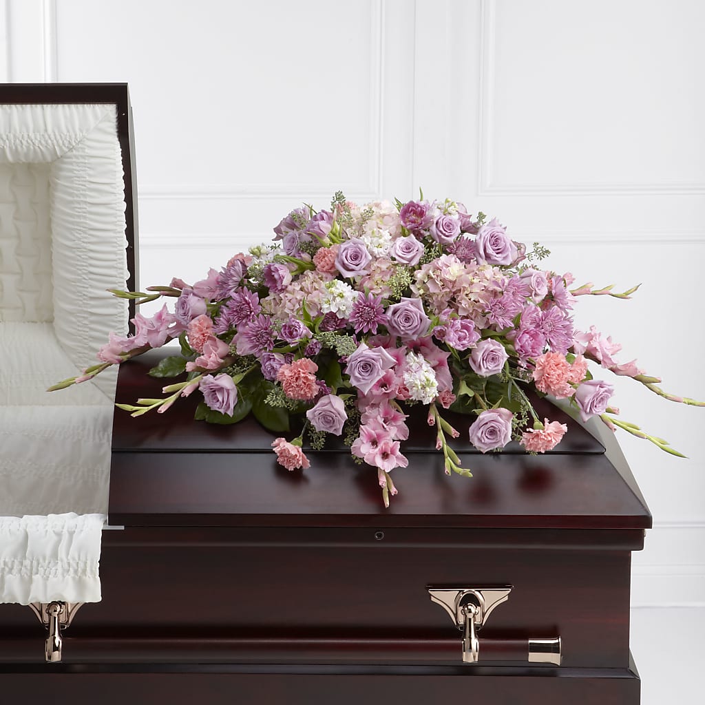 Immorata Casket Spray – BETTY'S FLOWERS AND GIFTS, Watsonville CA