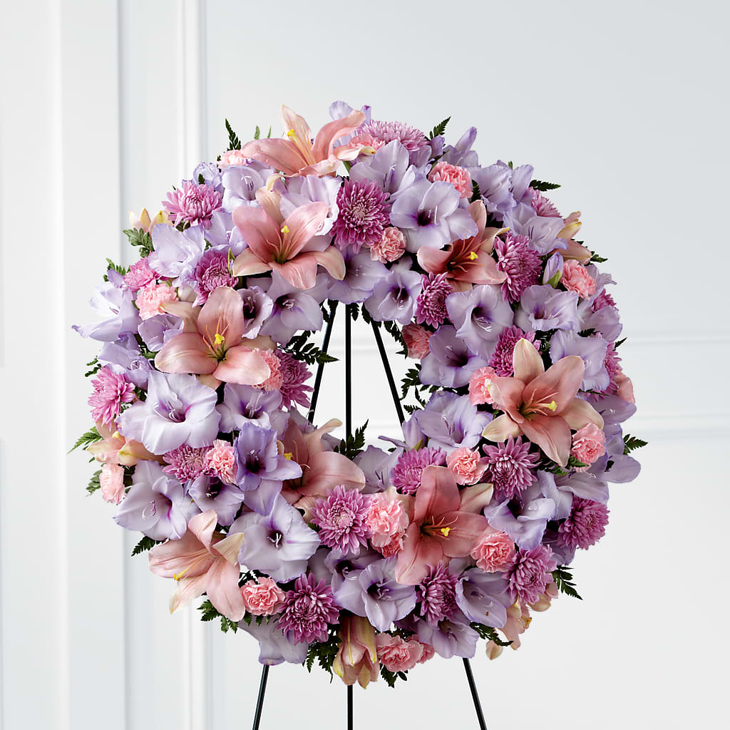 Beloved Friend Wreath – BETTY'S FLOWERS AND GIFTS, Watsonville CA