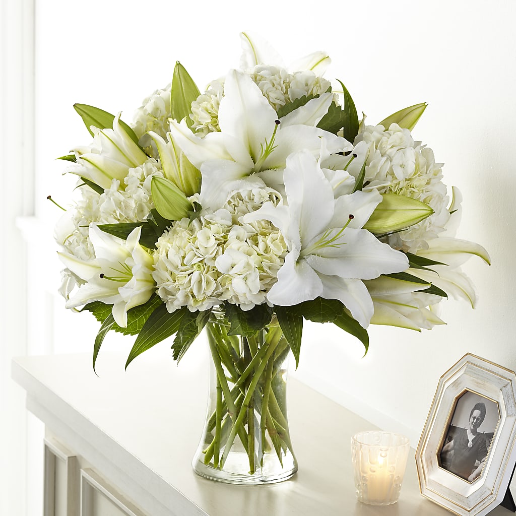 Compassionate Lily Bouquet – BETTY'S FLOWERS AND GIFTS, Watsonville CA