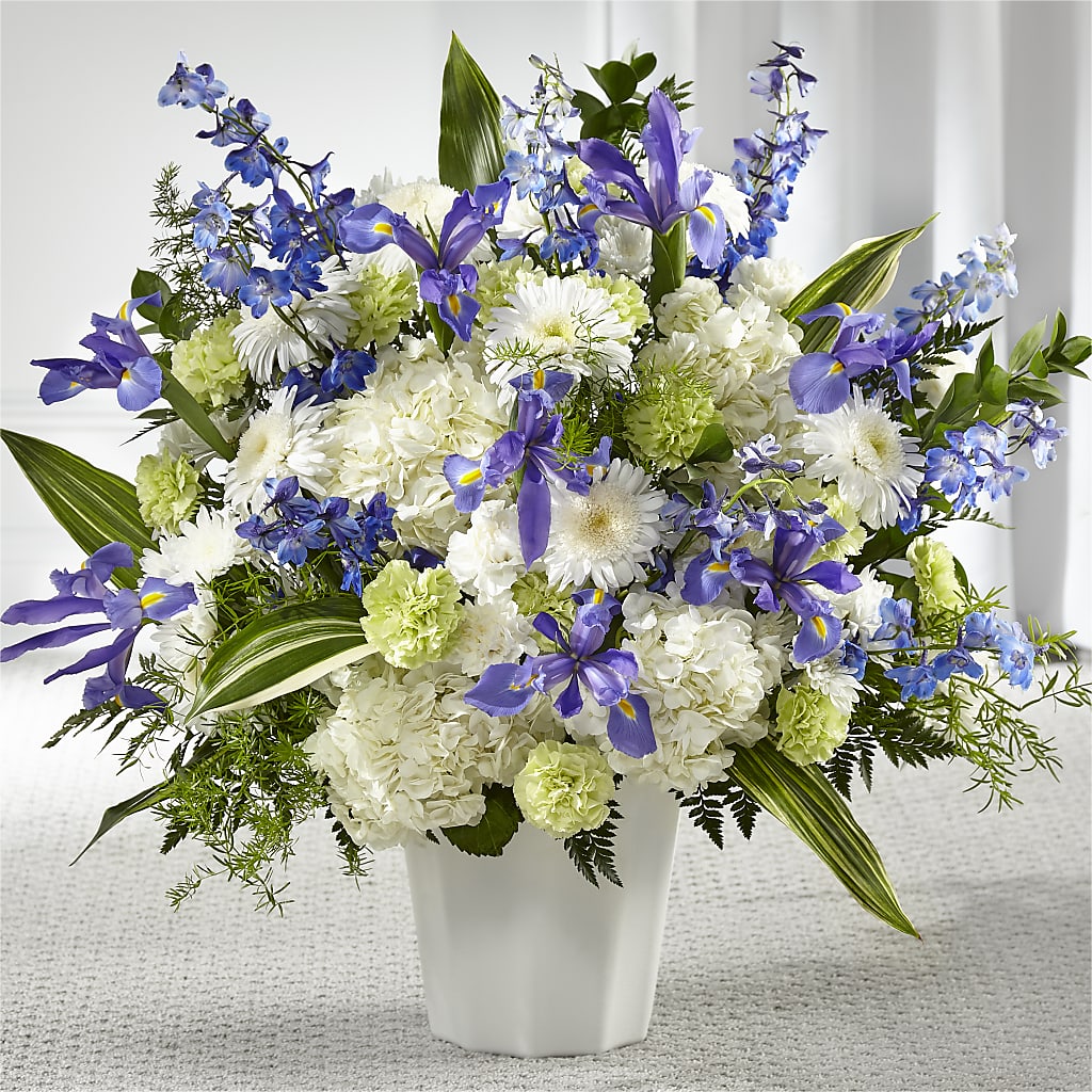 Soft Serenity Floor Basket – BETTY'S FLOWERS AND GIFTS, Watsonville CA