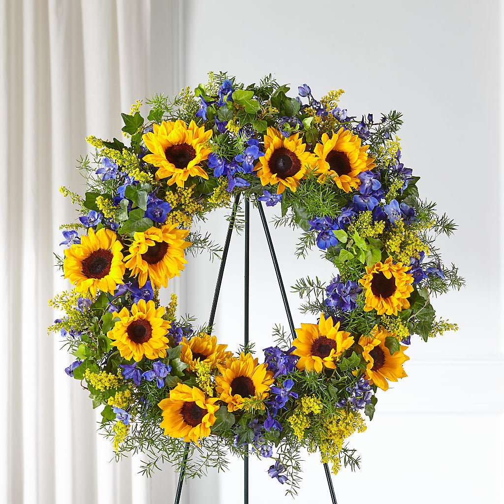 Bright Rays Wreath – BETTY'S FLOWERS AND GIFTS, Watsonville CA