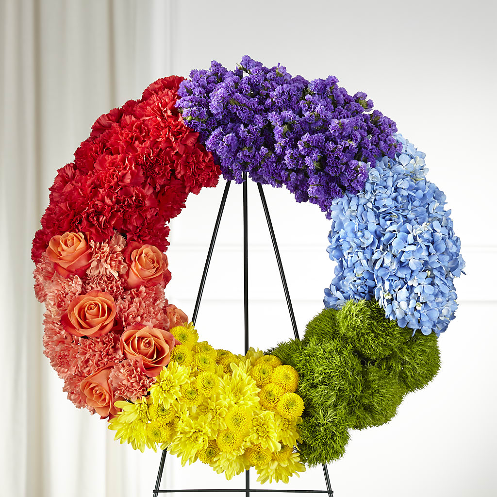 Circle of Love Wreath – BETTY'S FLOWERS AND GIFTS, Watsonville CA