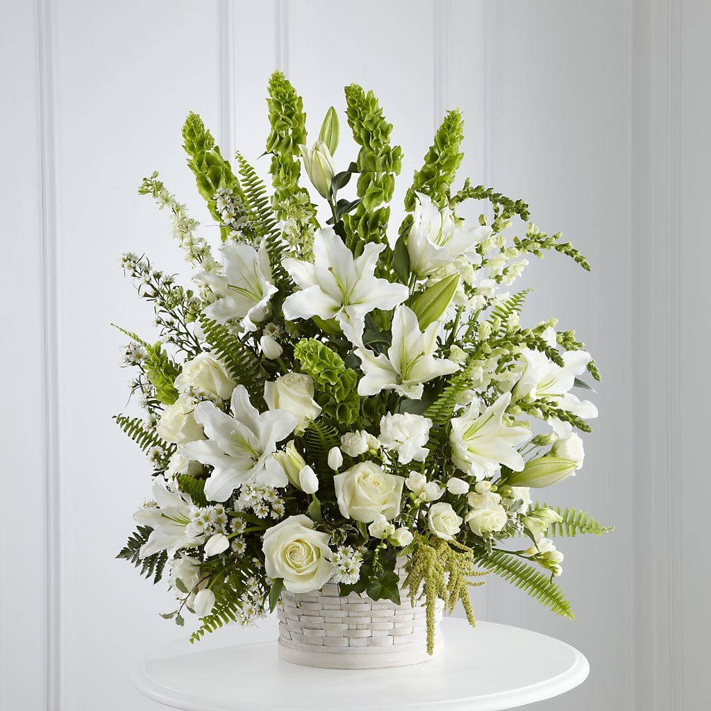 In Our Thoughts Arrangement – BETTY'S FLOWERS AND GIFTS, Watsonville CA
