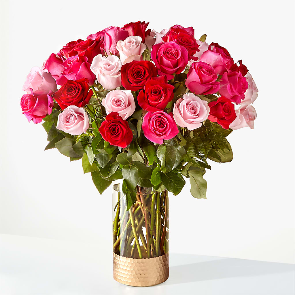 Love Notes Rose Bouquet – BETTY'S FLOWERS AND GIFTS, Watsonville CA