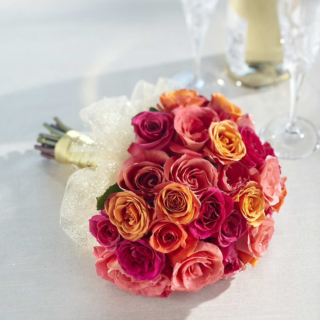 Sweet Roses Bouquet – BETTY'S FLOWERS AND GIFTS, Watsonville CA
