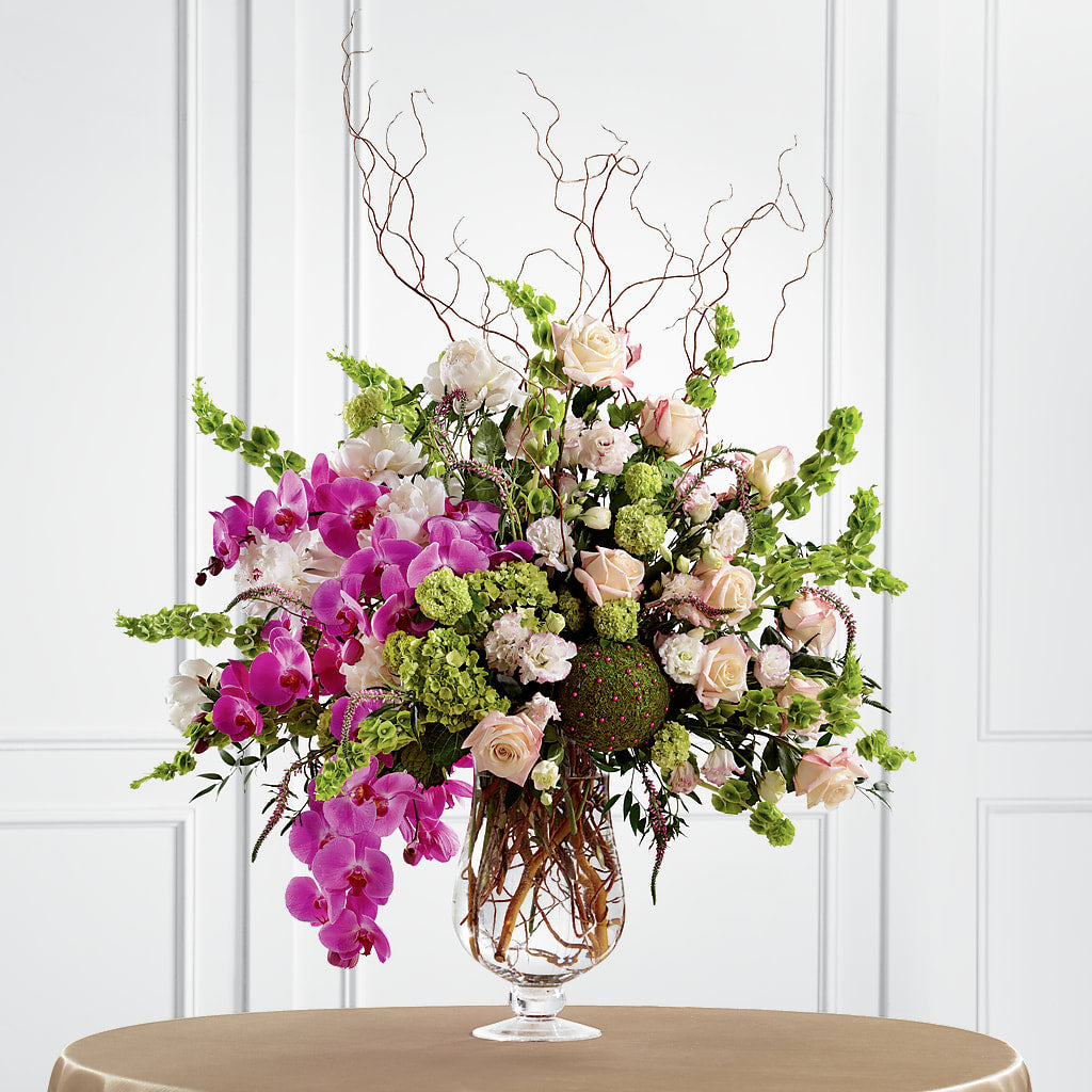 Soft Sophistication Arrangement – BETTY'S FLOWERS AND GIFTS, Watsonville CA