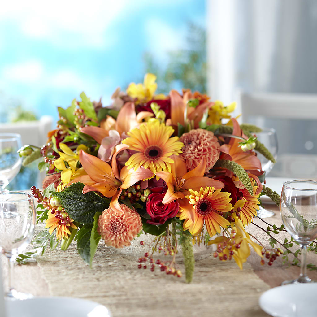 One and Only Centerpiece – BETTY'S FLOWERS AND GIFTS, Watsonville CA