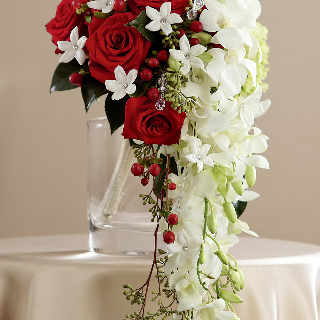 Here Comes the Bride Bouquet – BETTY'S FLOWERS AND GIFTS, Watsonville CA