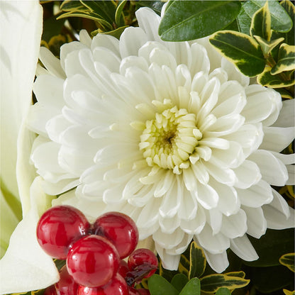 Festive Moments Tree – BETTY'S FLOWERS AND GIFTS, Watsonville CA