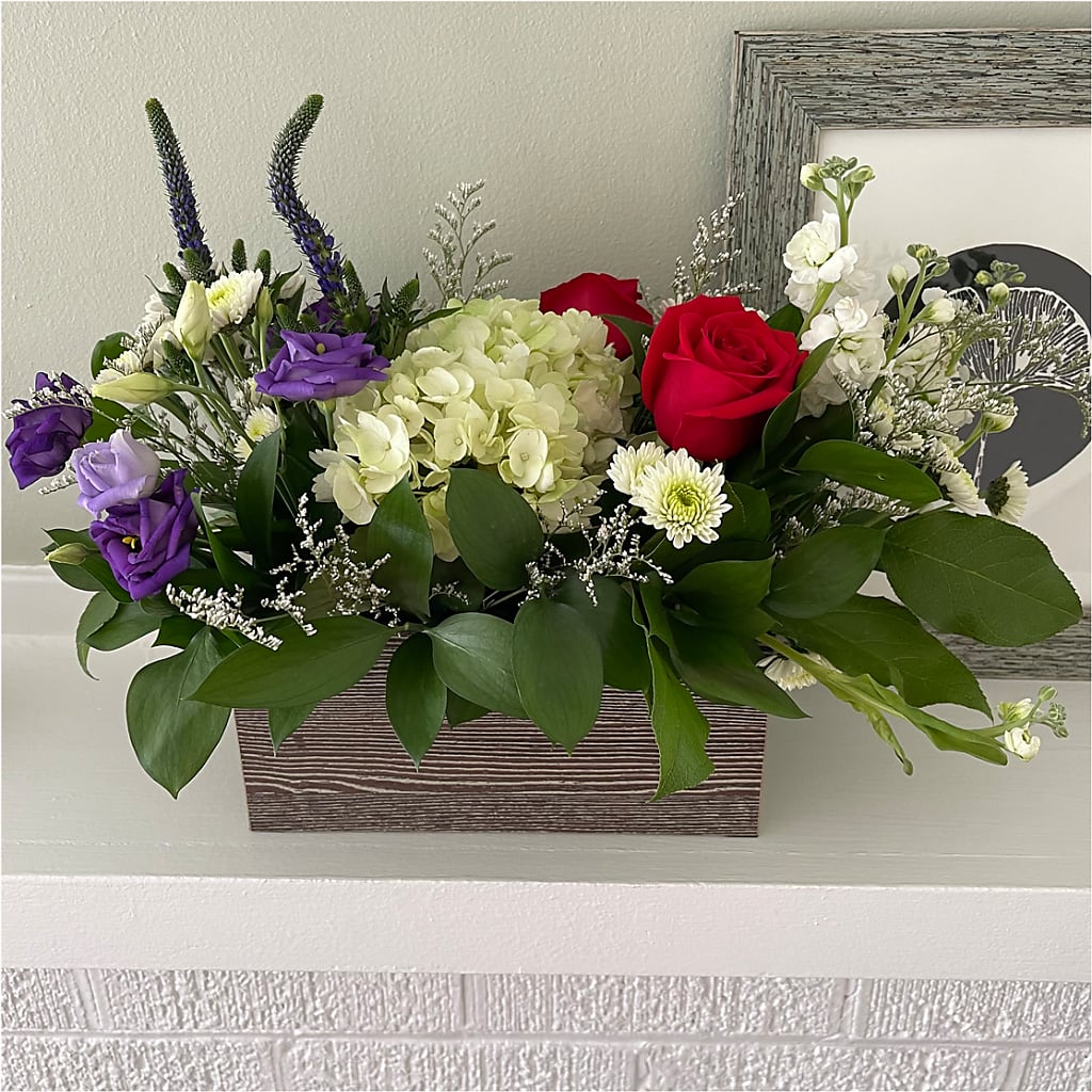Sweet Magnolia Bouquet – BETTY'S FLOWERS AND GIFTS, Watsonville CA
