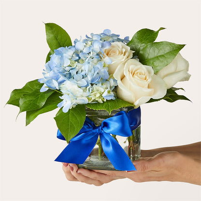 Sky Blue Delight Bouquet – BETTY'S FLOWERS AND GIFTS, Watsonville CA