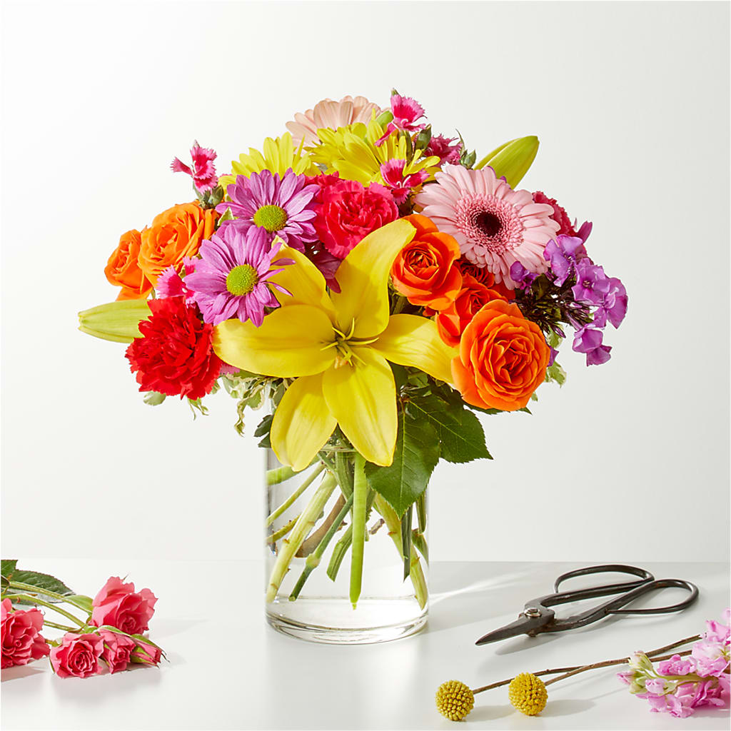 Cue the Confetti - A Florist Original – BETTY'S FLOWERS AND GIFTS, Watsonville CA