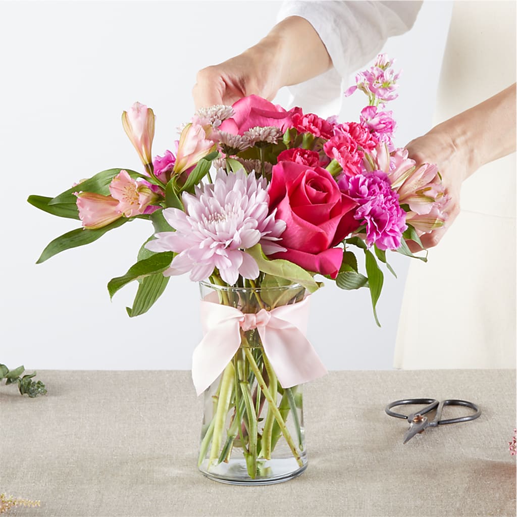 Pink Ribbon - A Florist Original – BETTY'S FLOWERS AND GIFTS, Watsonville CA