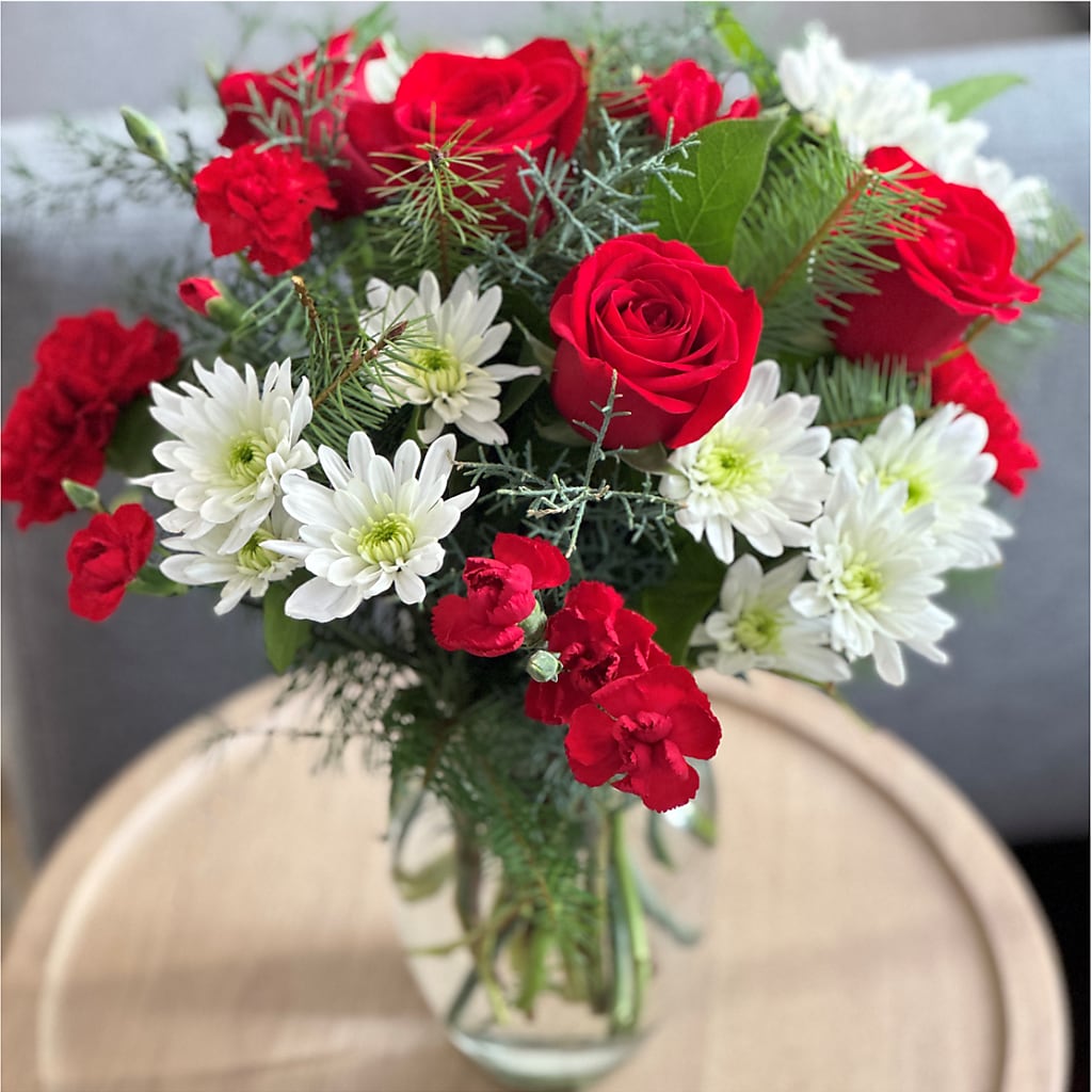 Seasonal Magic Bouquet – BETTY'S FLOWERS AND GIFTS, Watsonville CA