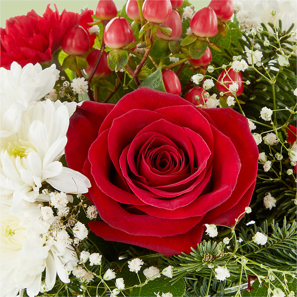 Chance of Flurries Bouquet – BETTY'S FLOWERS AND GIFTS, Watsonville CA
