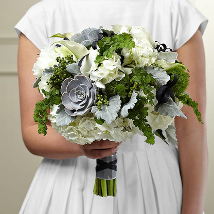 Sweet Innocence Bouquet – BETTY'S FLOWERS AND GIFTS, Watsonville CA
