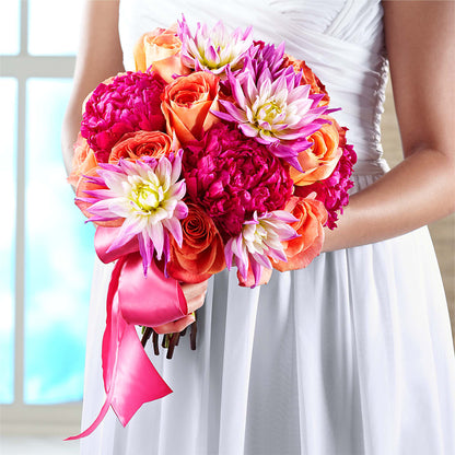 New Love Bouquet – BETTY'S FLOWERS AND GIFTS, Watsonville CA