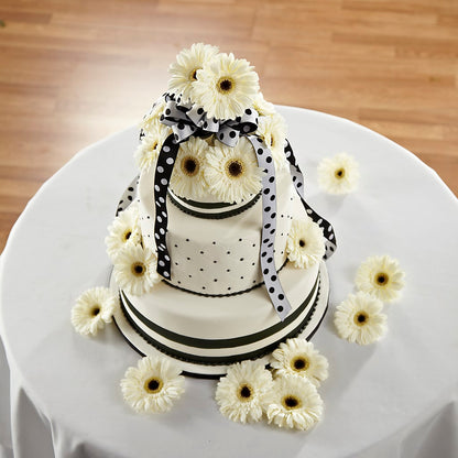 Simple Sophistication Cake Décor – BETTY'S FLOWERS AND GIFTS, Watsonville CA